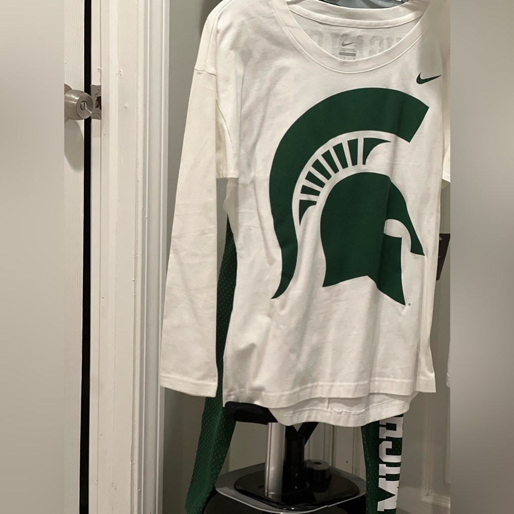 Nike Michigan State too and stretch pants